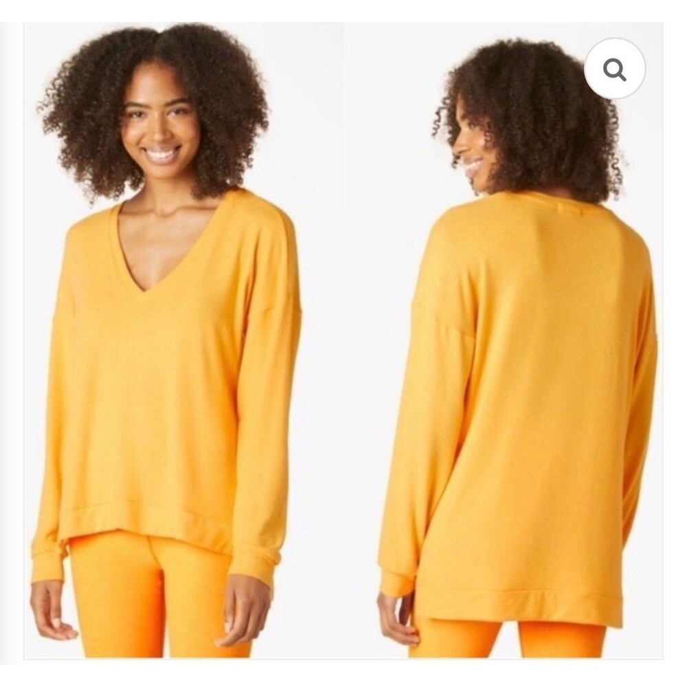 Beyond Yoga Long Weekend Lounge Pullover in Light Mango Yellow Size M. MSRP‎ $88